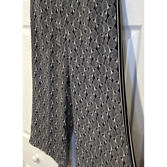 Max Studio Womens Pants M Black‎ White Wide Leg Crop Stretch Flowy Side Stripes - Picture 3 of 11